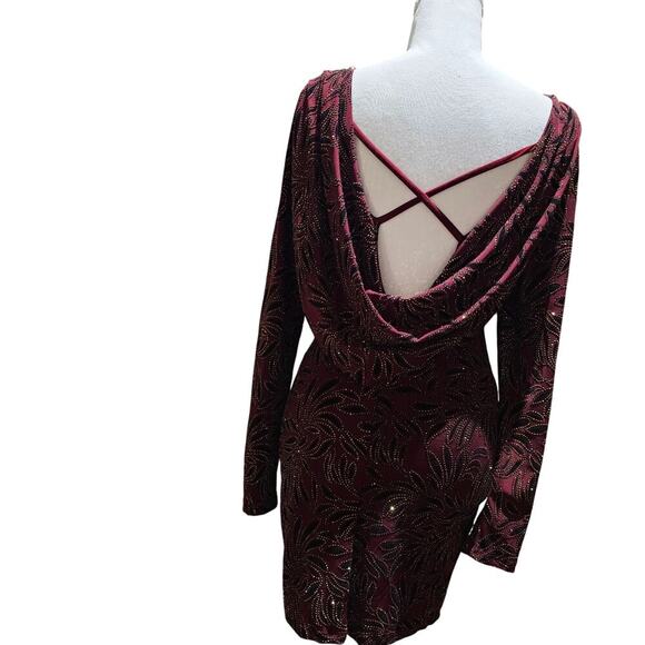 Windsor Burgundy Velvet Jeweled Mini Dress M Cowl Back  Bodycon Holiday Party - Picture 4 of 13
